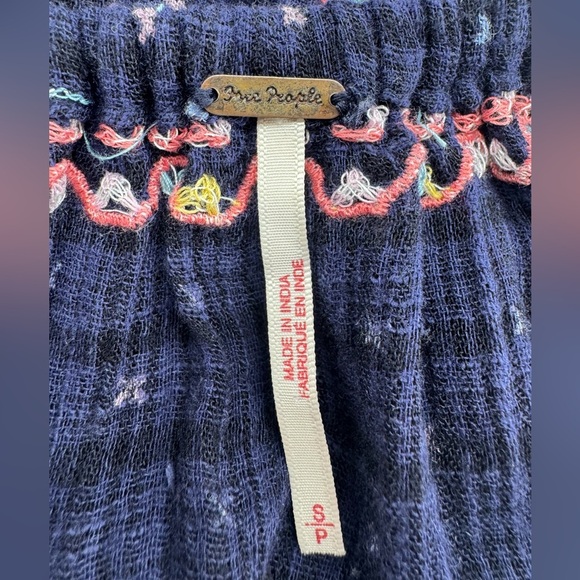 Free People Talia Embroidered Blouse Navy Size Small Boho Top Festival Flowy - Picture 9 of 13